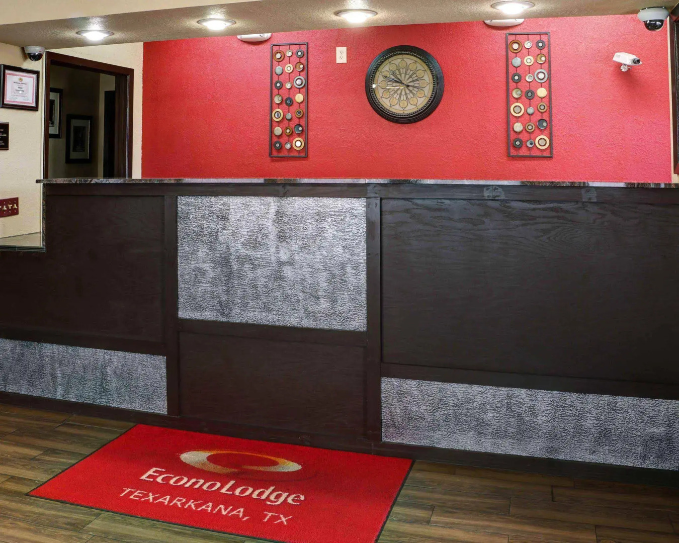 Econo Lodge Texarkana I-30