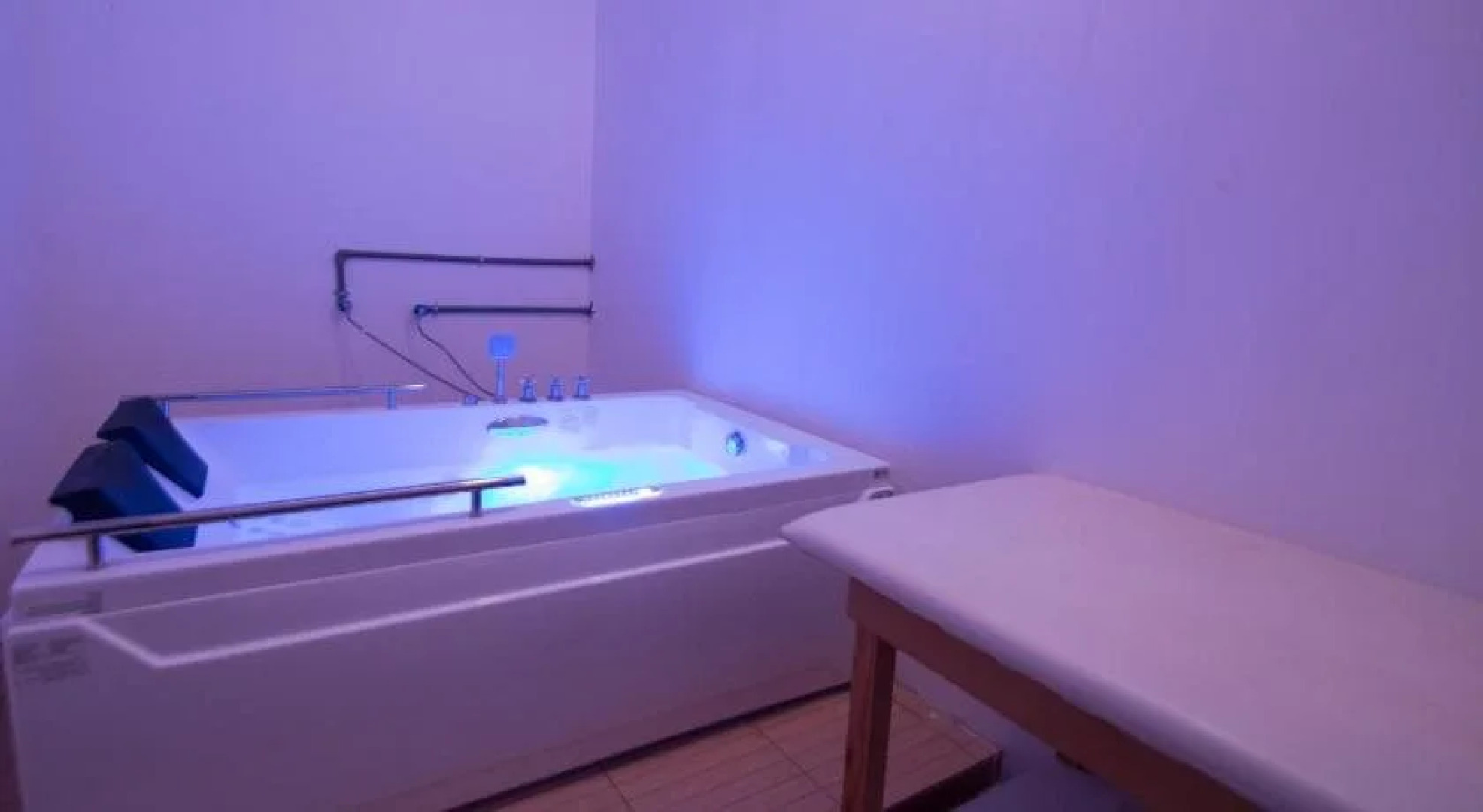 Al Raha Rotana Hotel Apartments