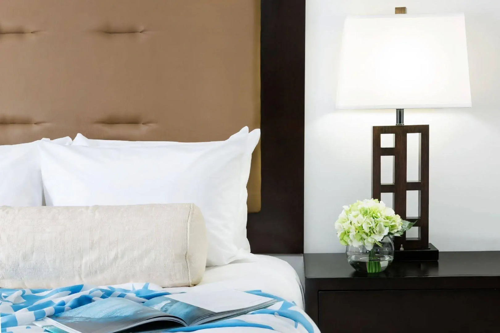 Sawgrass Grand Hotel and Suites Sports Complex