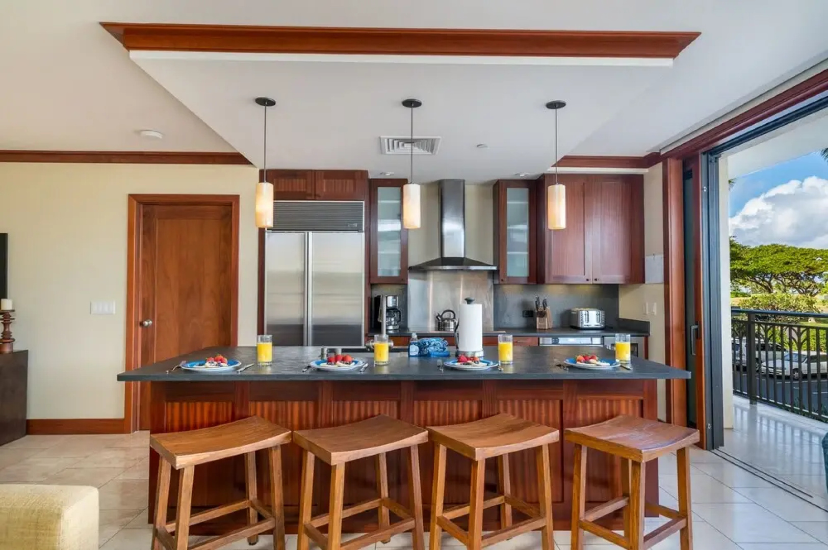 Hale Kahakai by Avantstay Beautiful Beach Villa w/ Pool!