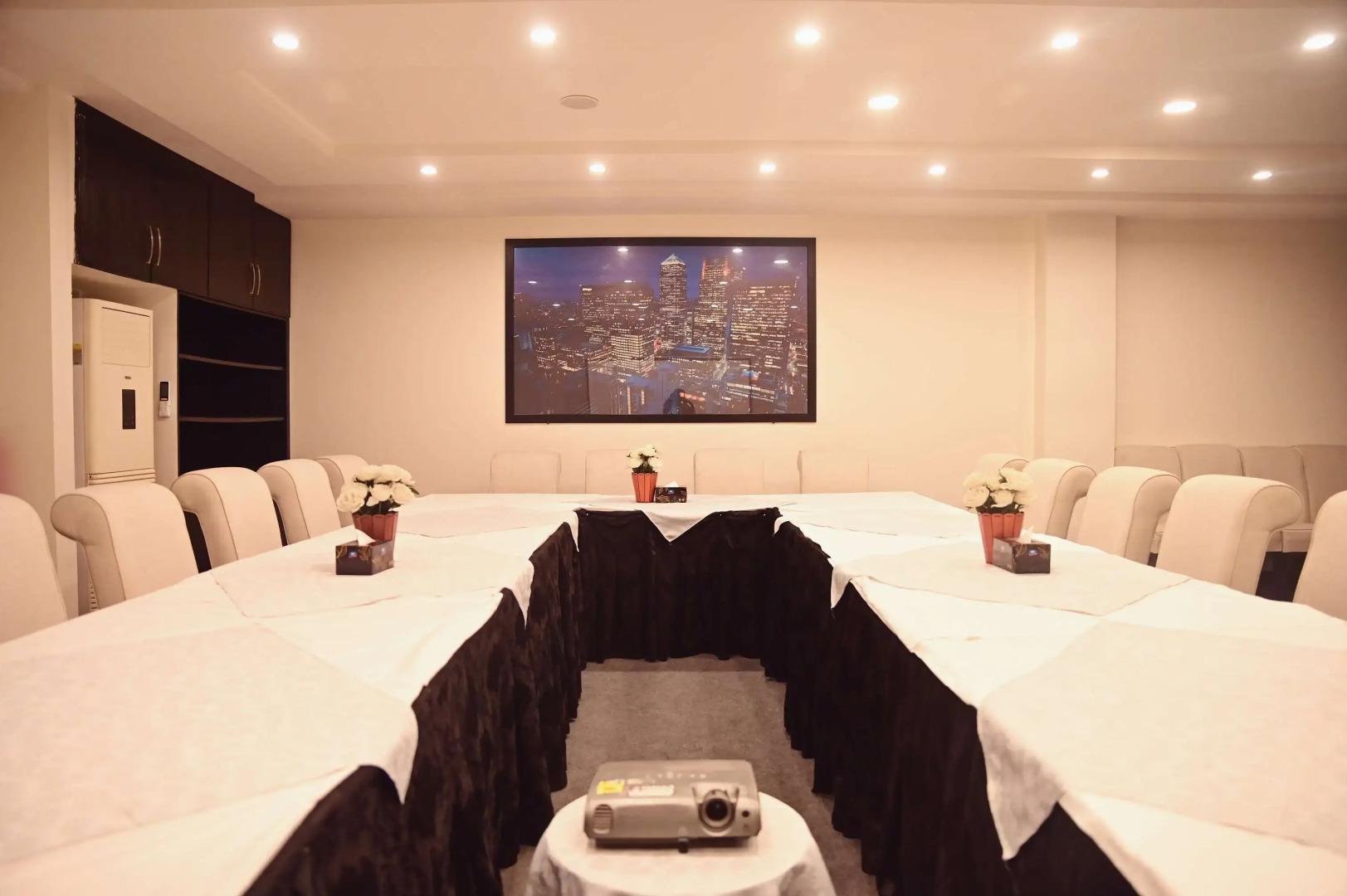 Oxygym Club Hotel & Suites