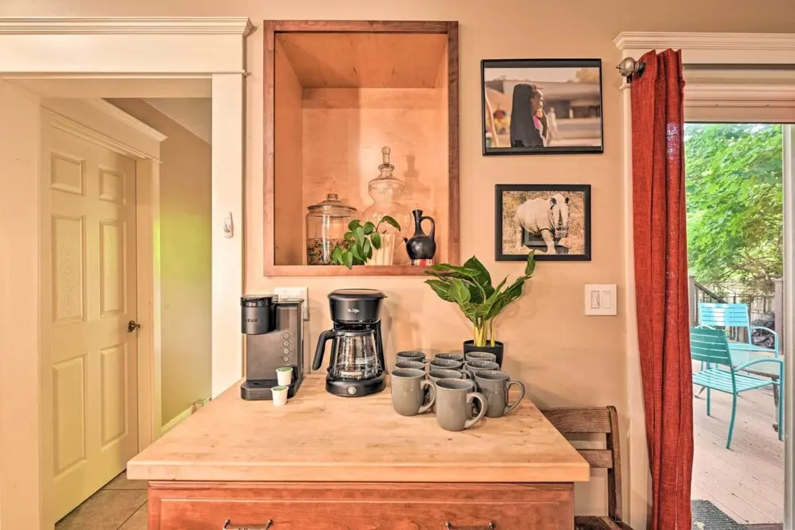 Quiet Oneonta Home - Walk to Historic Dtwn!