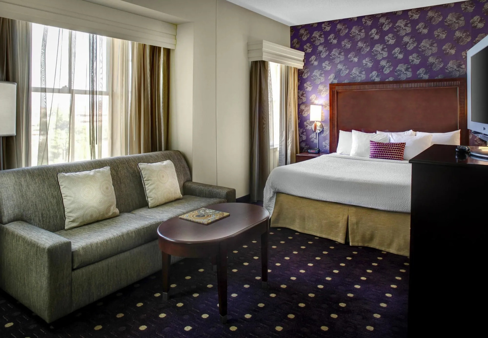 Courtyard by Marriott Kansas City Country Club Plaza