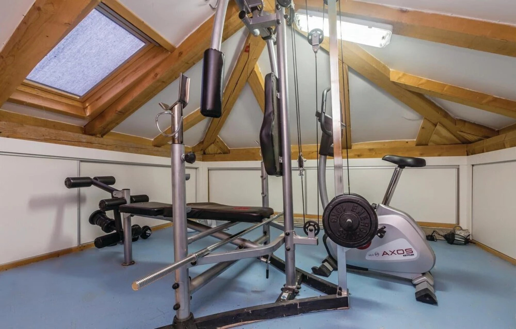 Awesome Home in Sveti Vid Dobrinjski with Hot Tub, WiFi & 6 Bedrooms