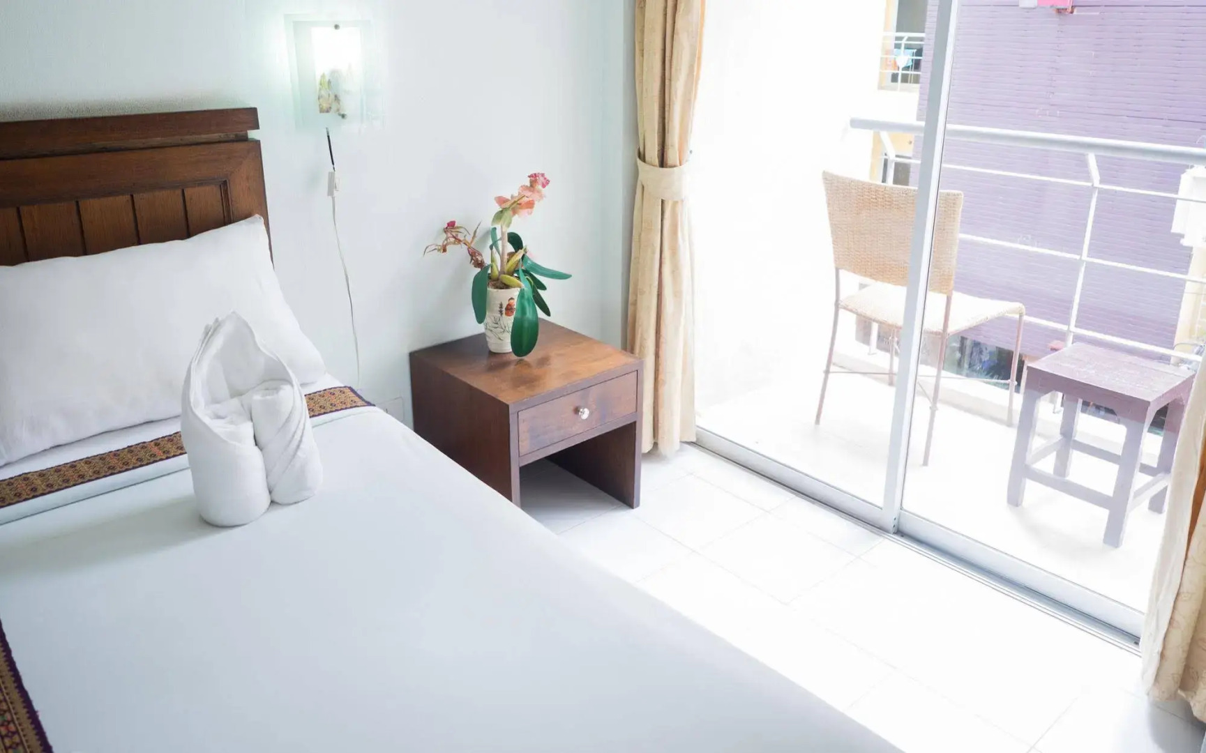 Patong Moon Inn Guesthouse