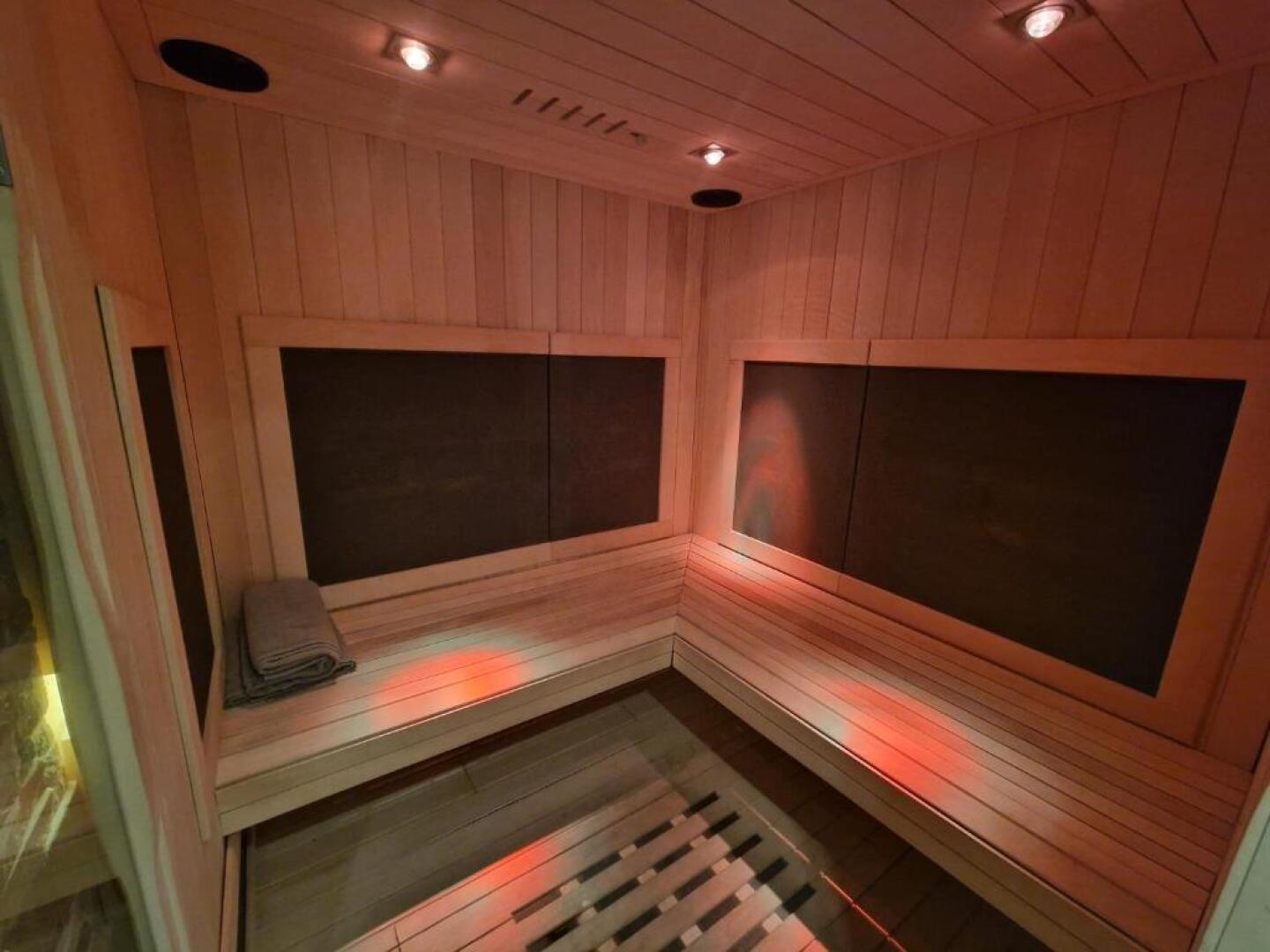 Rouen centre avec Sauna + Hotspot 4G