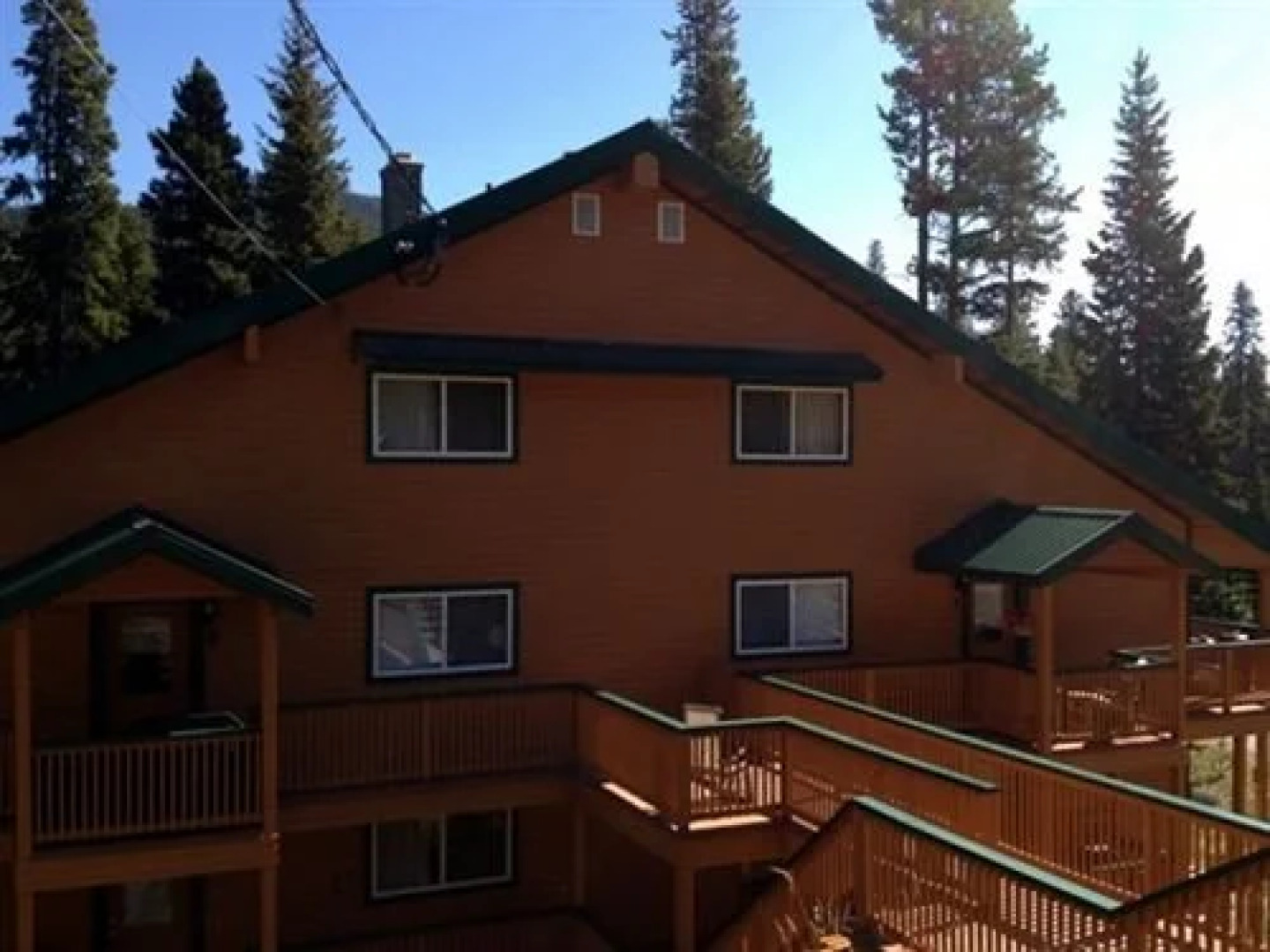 Apex Whitetail Chalet