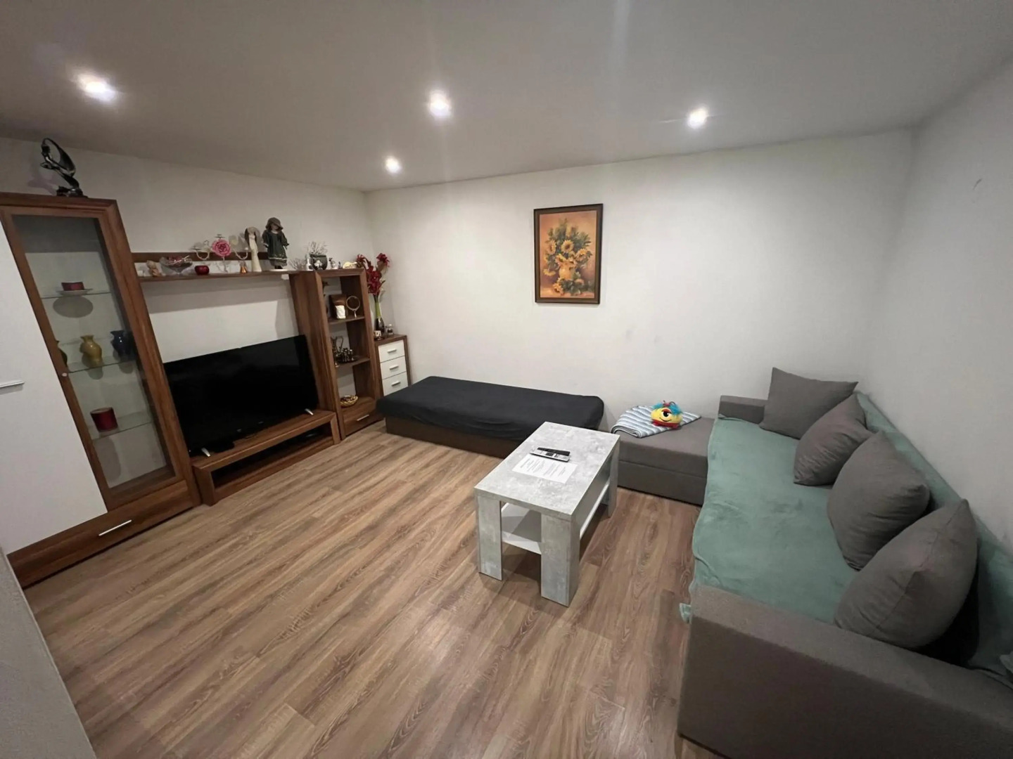 Priestranný dom v tichej časti mesta Levice.