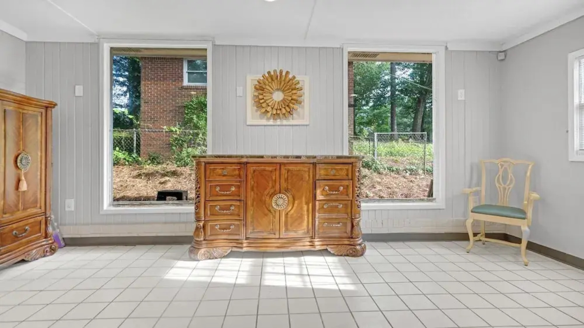 Spacious 3 Bedroom Home With Full Kitchen - Minutes From ATL Airport! 3 Home by Redawning