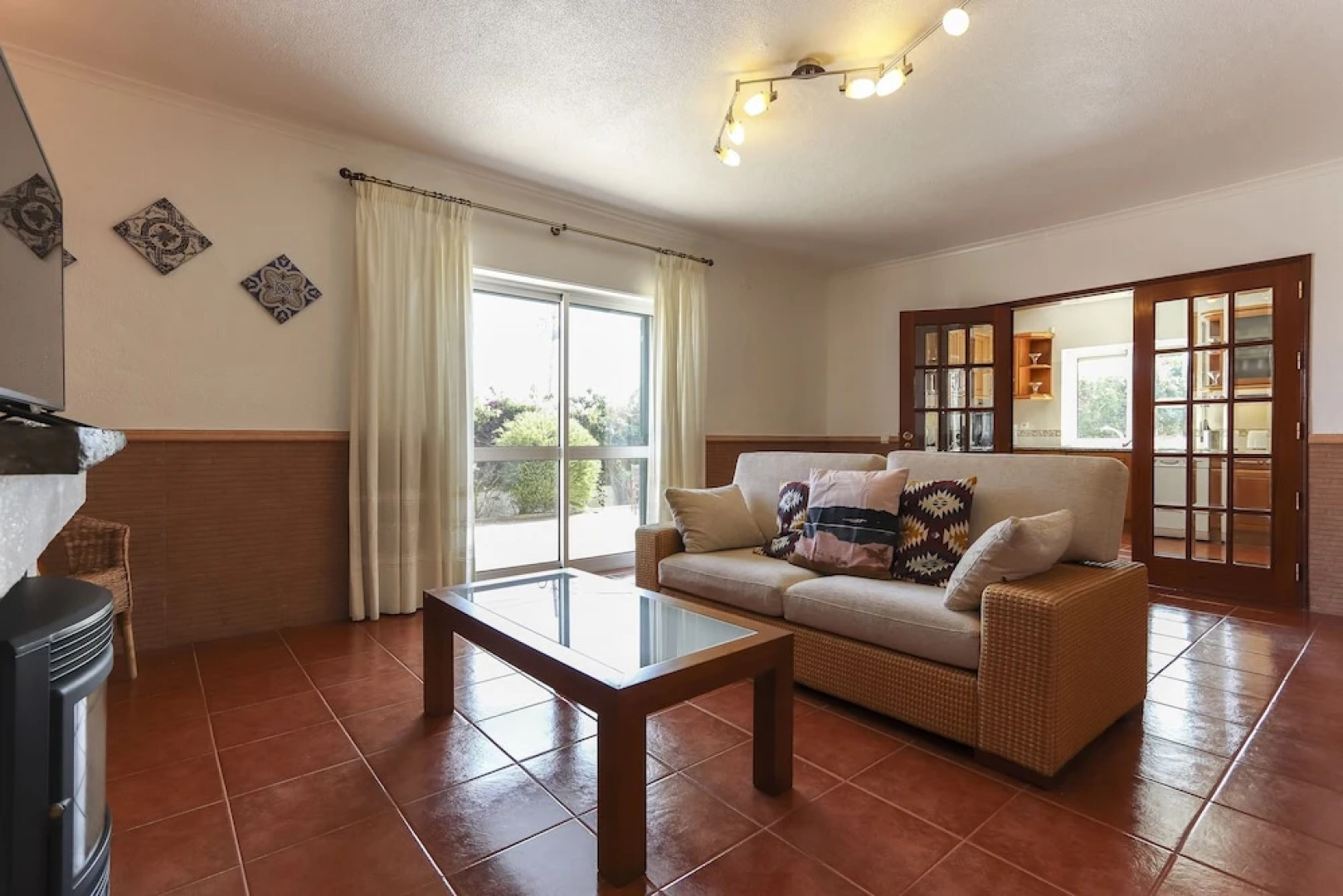 Santa Maria Villa With Pool by Homing