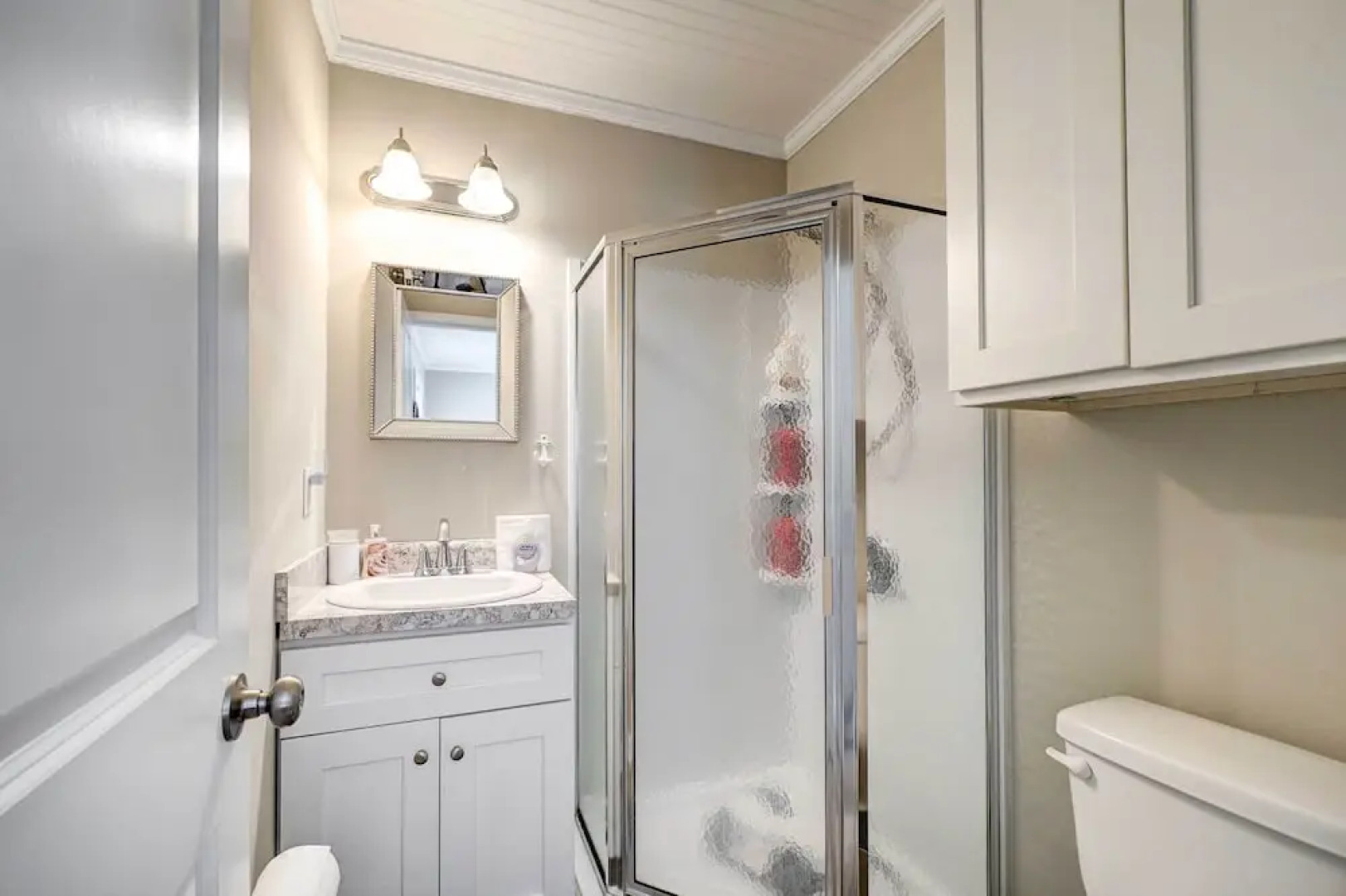 Oceanfront Topsail Beach Retreat - Steps to Shore!