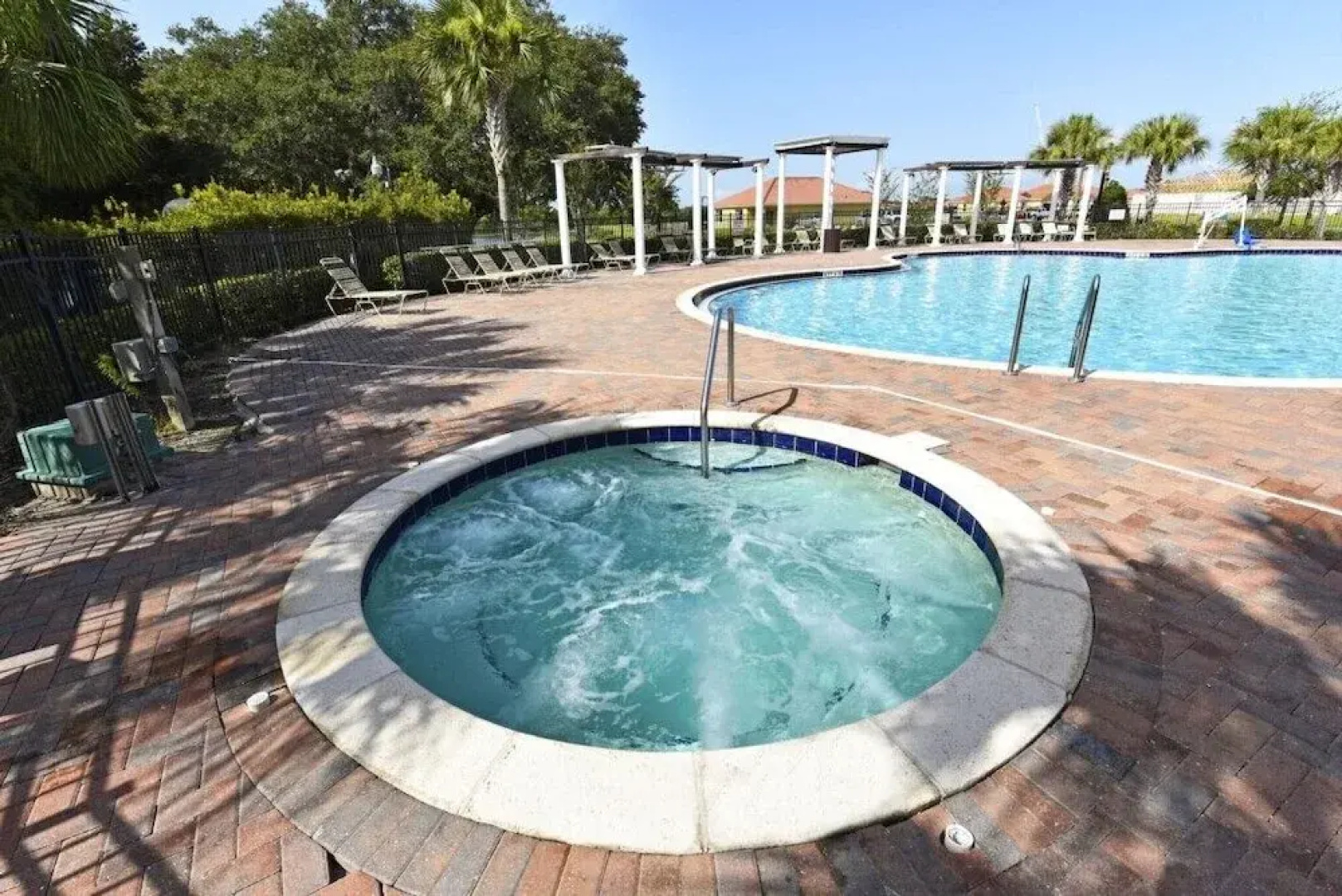 Villa Sol Resort