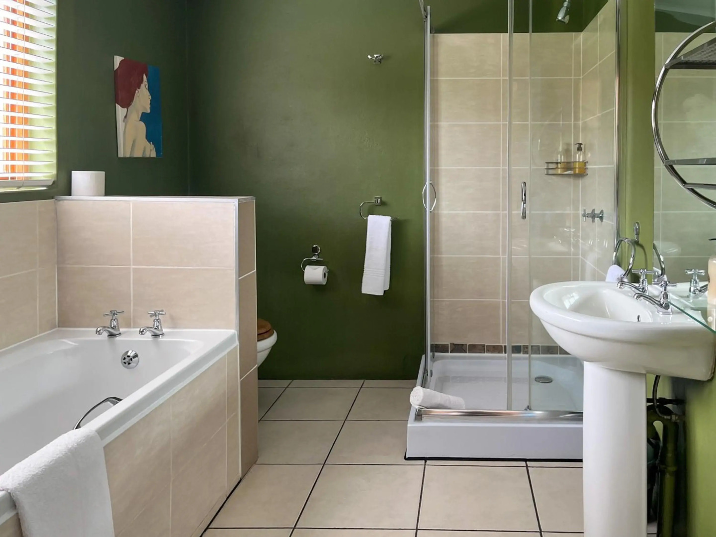 The Clarens Country House