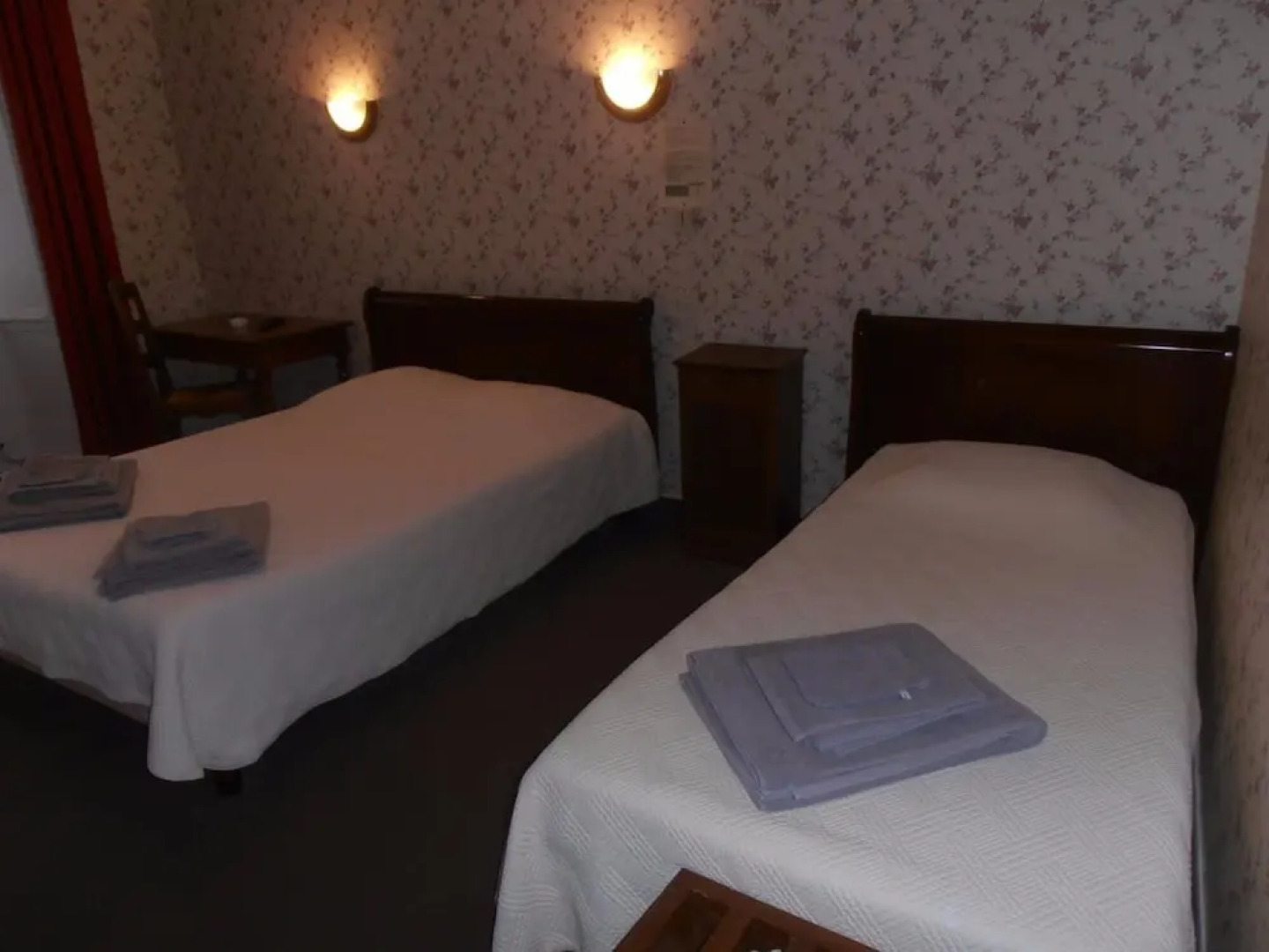 Logis Le Grand Hotel du Louvre