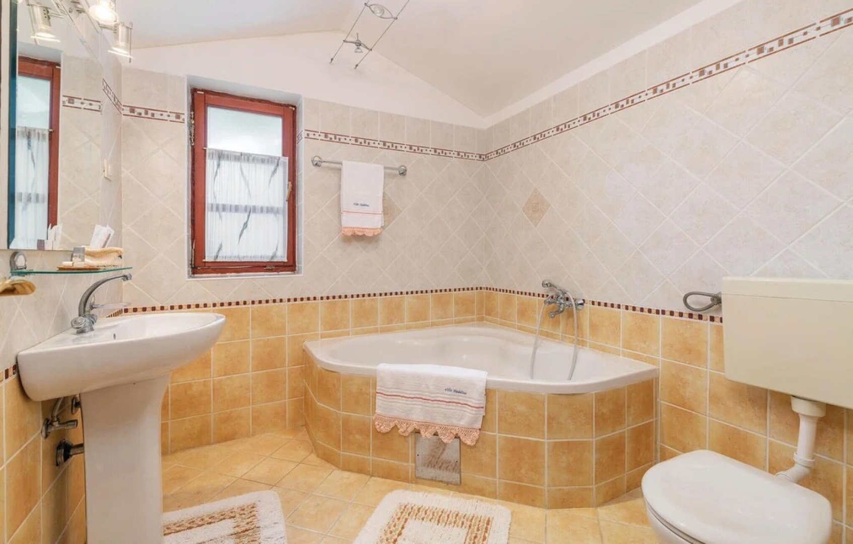 Amazing Home in Belavici With Sauna, Wifi and 3 Bedrooms