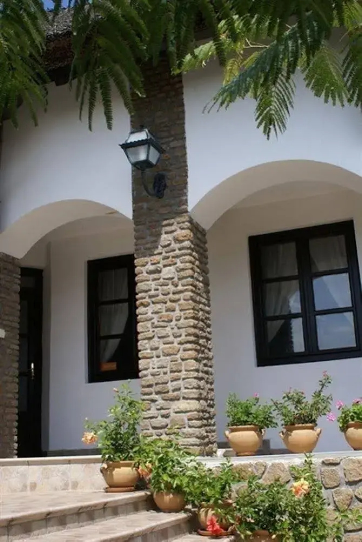 Villa Alexander