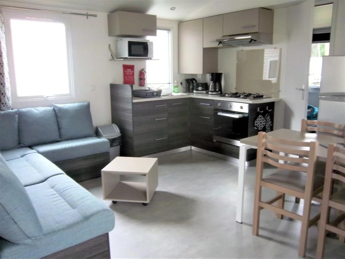 Bungalow With 2 Bedrooms in Saint-julien-en-born, With Pool Access and