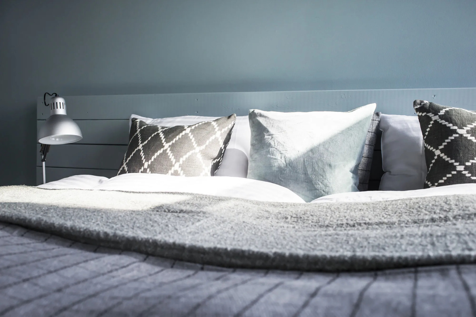 The Swan House by Heimaleiga