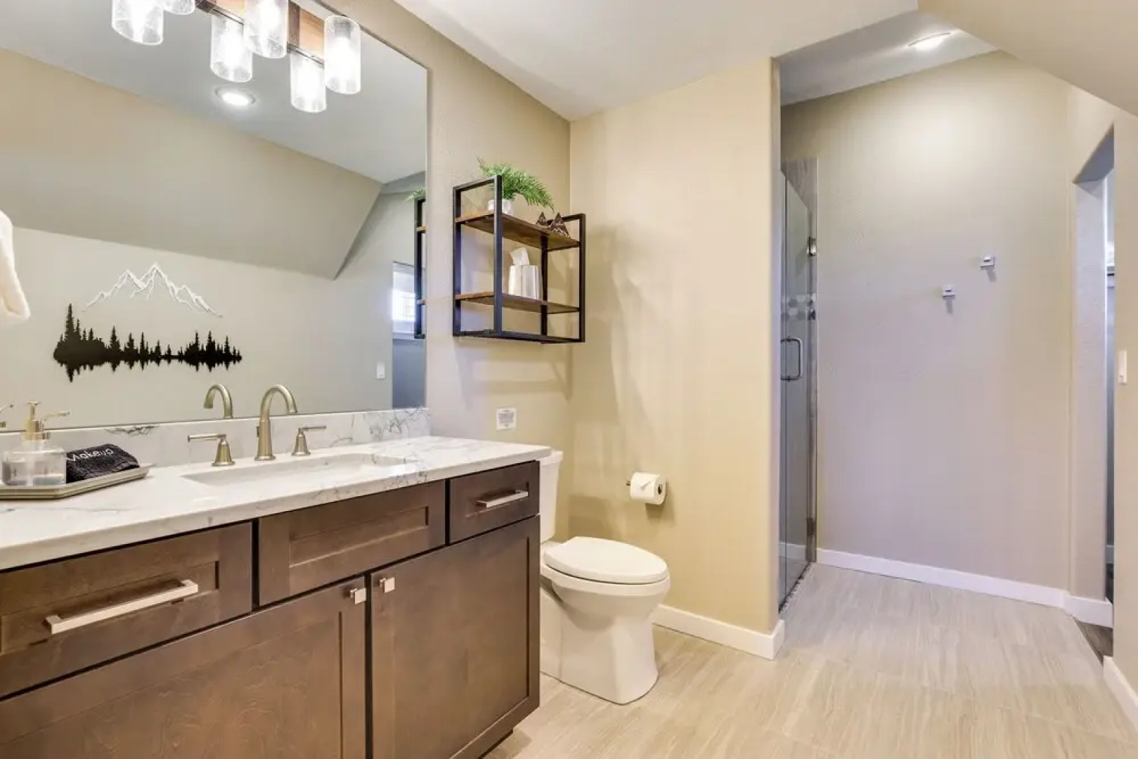 8 Mi to Keystone: Home w/ Hot Tub in Dillon