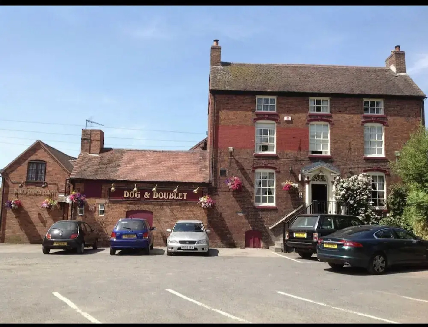 The Dog & Doublet Inn