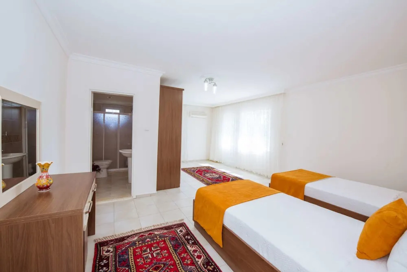 Infinity Yaniklar Villa