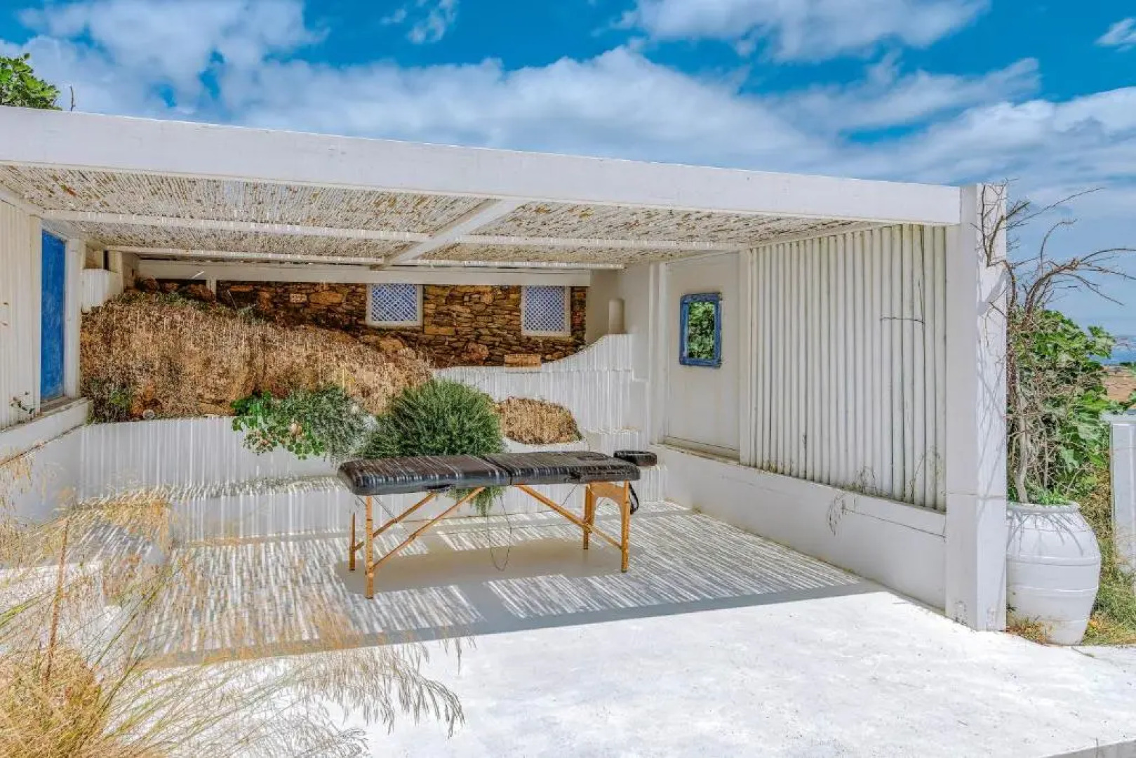 On The Rocks Antiparos