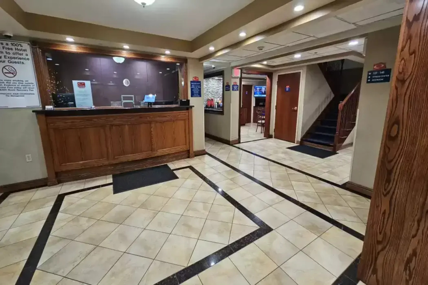 Econo Lodge Woodbridge