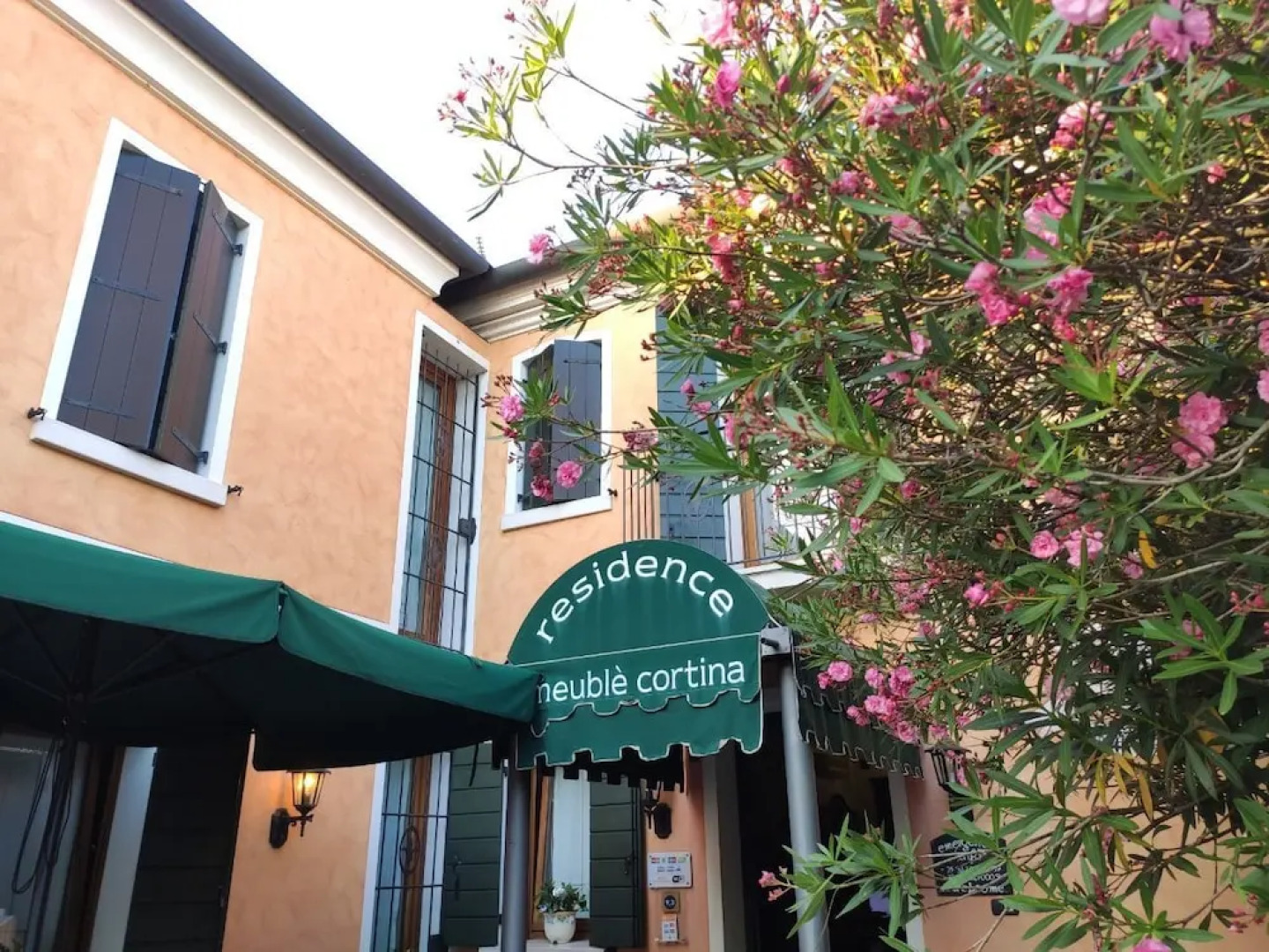 Residence Meublè Cortina