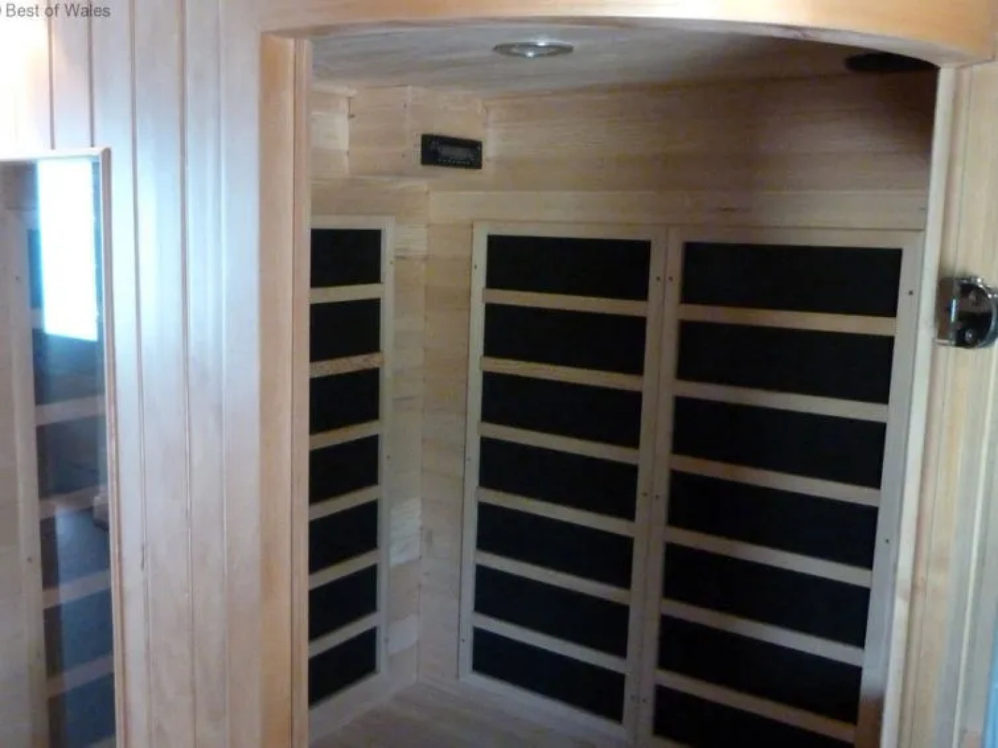 Holiday Home Y Barcud Coch