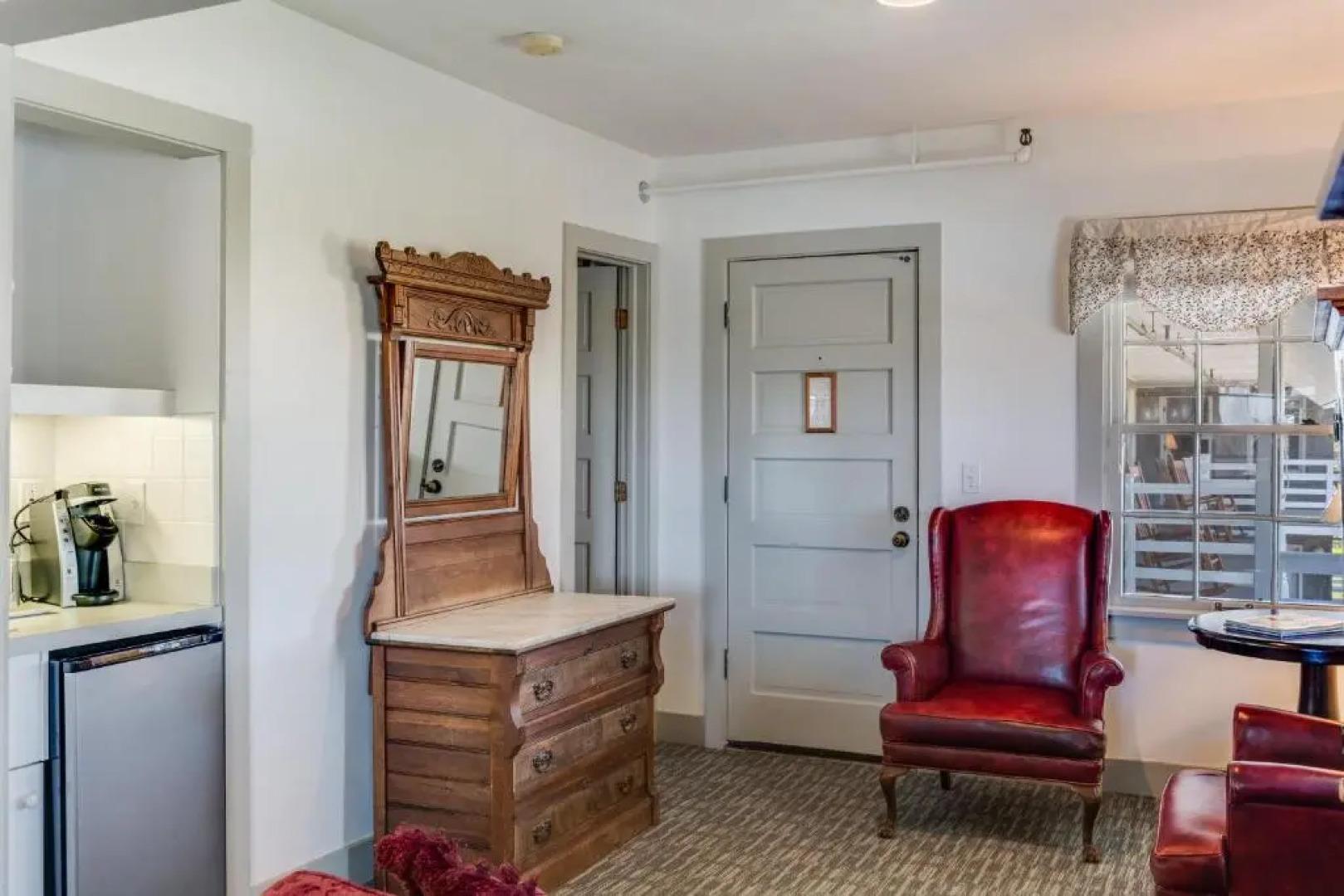 The First Colony Inn