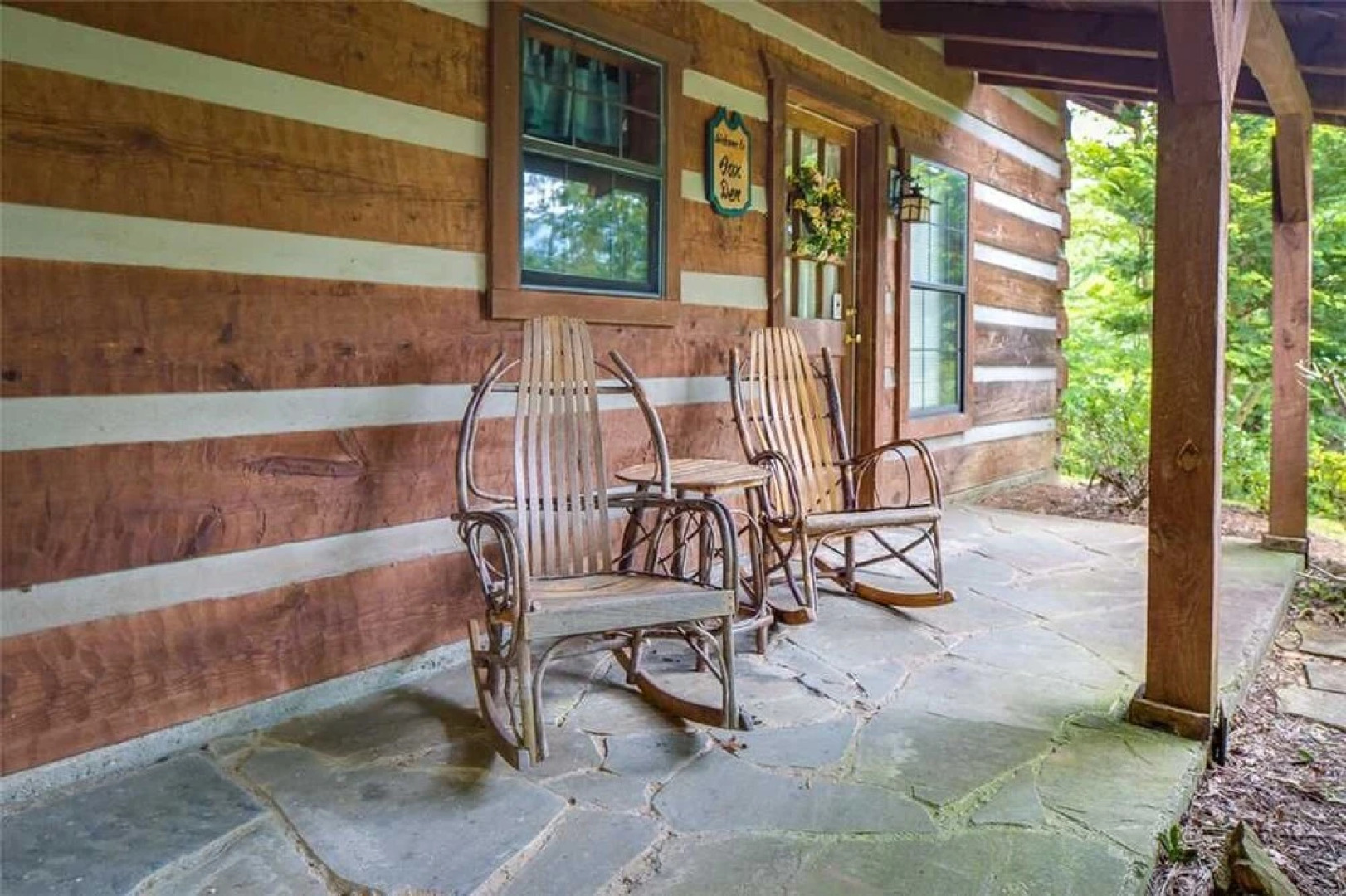 Fox Den 2 Bedroom Home with Hot Tub