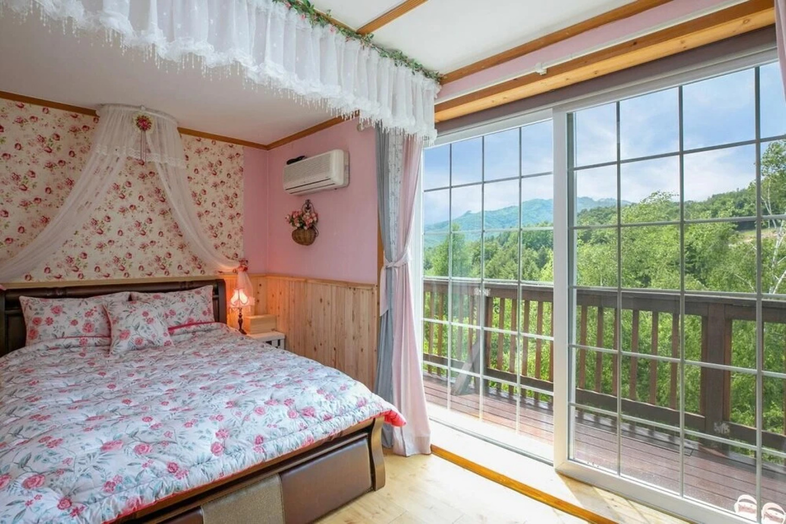 Secret Garden Pension