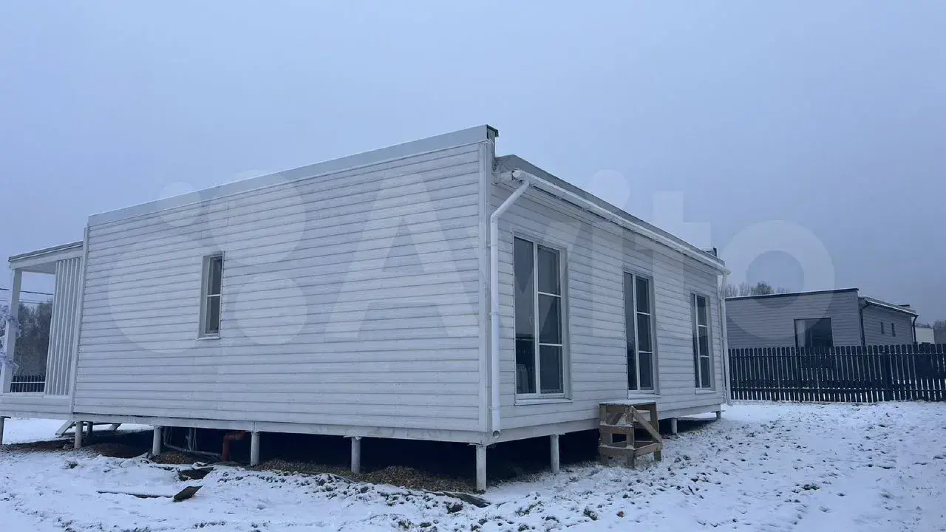 Дом с панорамными окнами