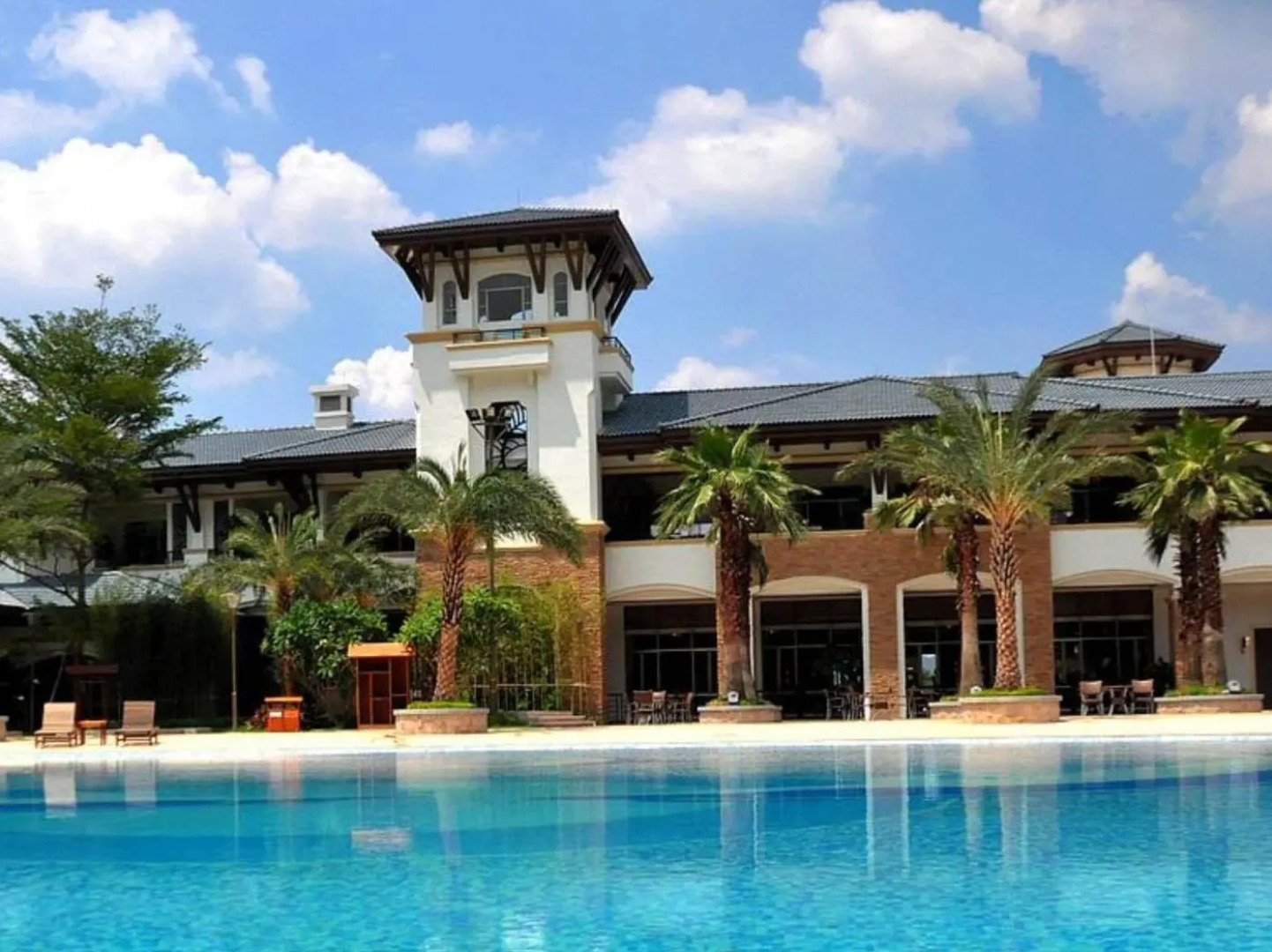 Country Garden Holiday Hot Spring Hotel Fogang