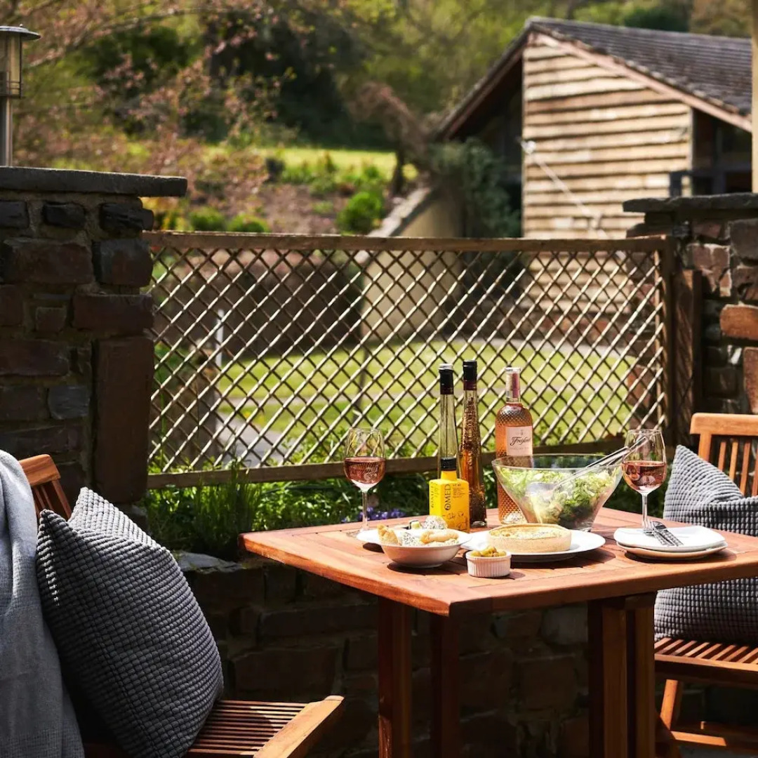 Swifts Return in Lower Ashton