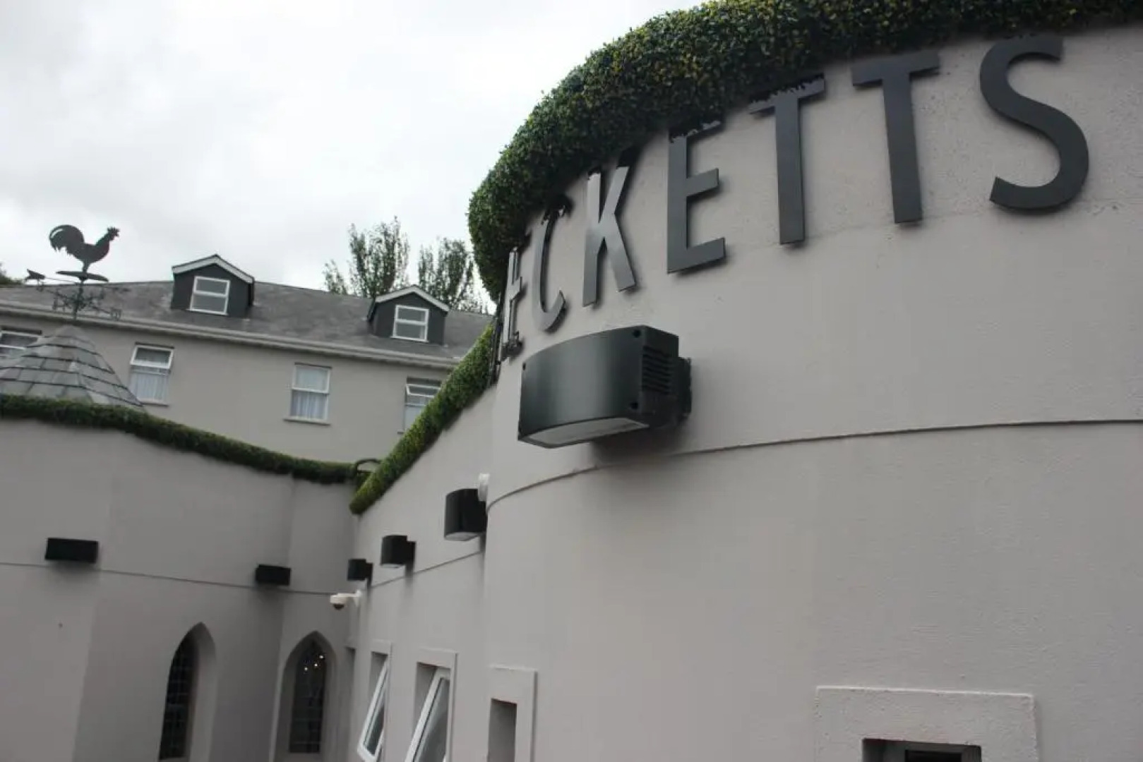 The Enniskillen Hotel and Motel