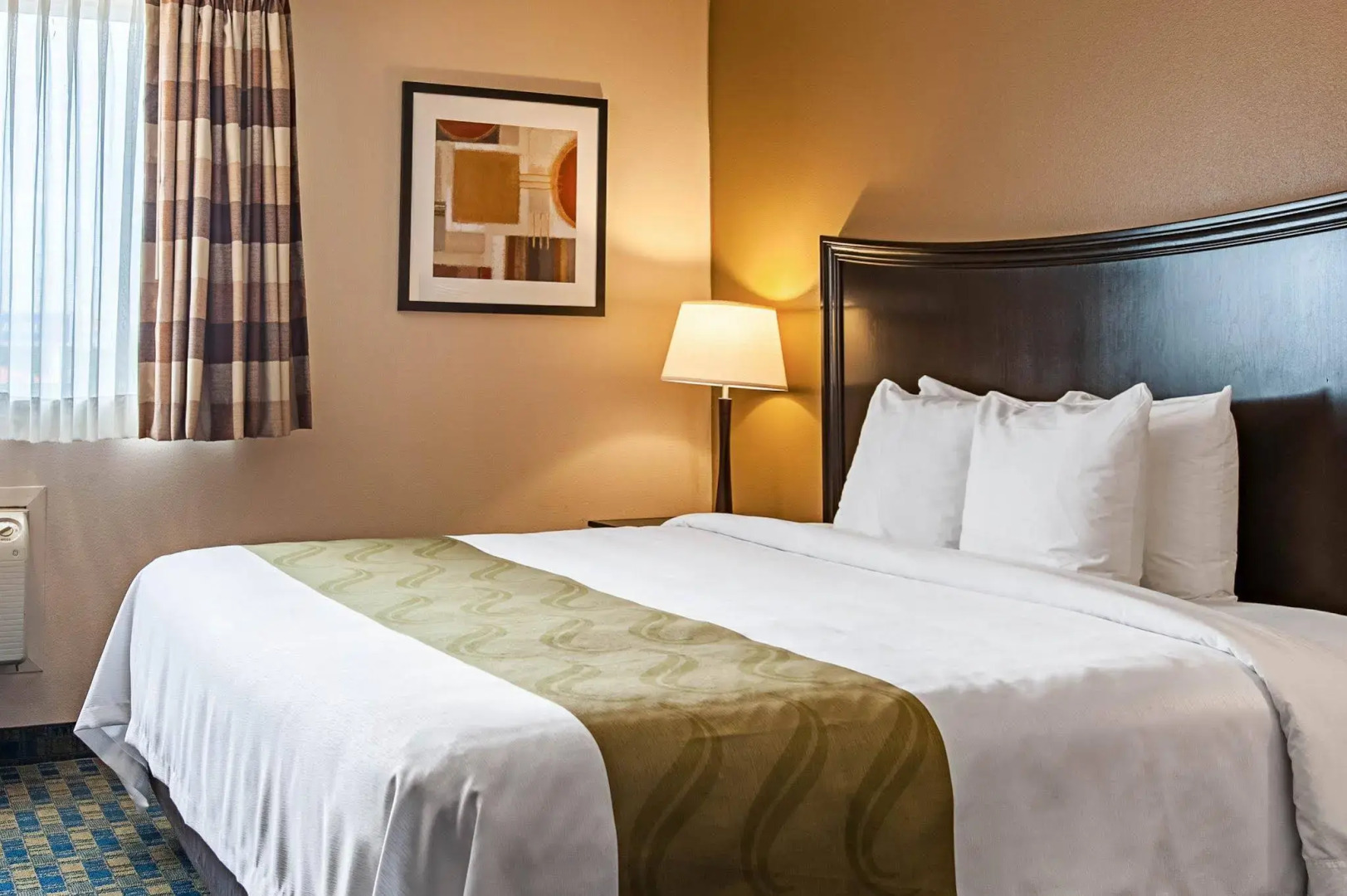 Quality Inn & Suites Kenedy - Karnes City