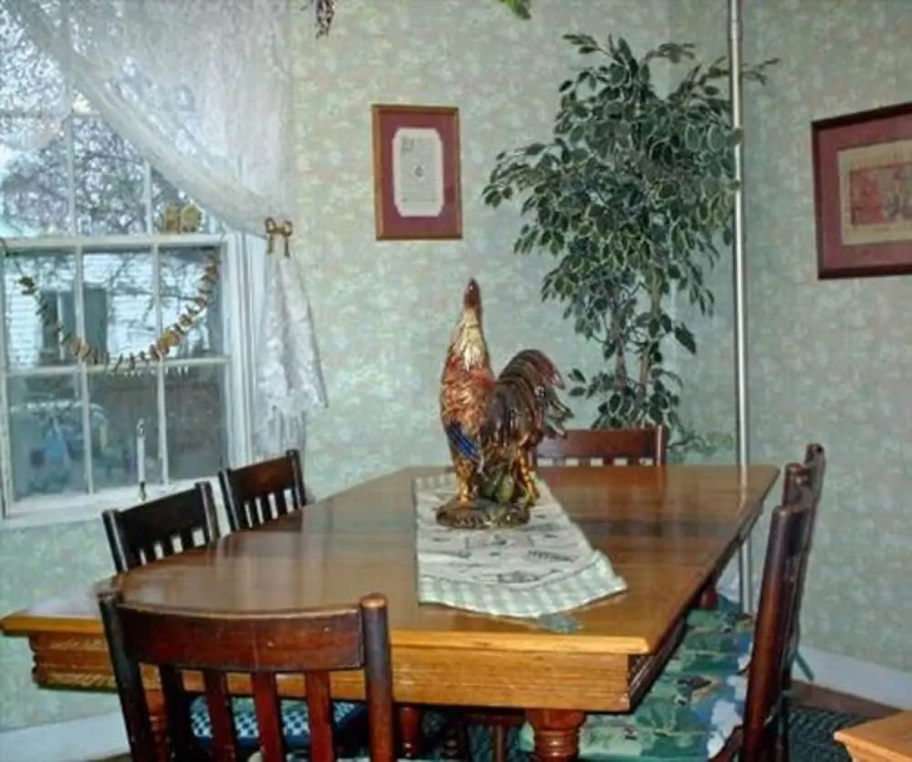 Nichols Guest House B & B