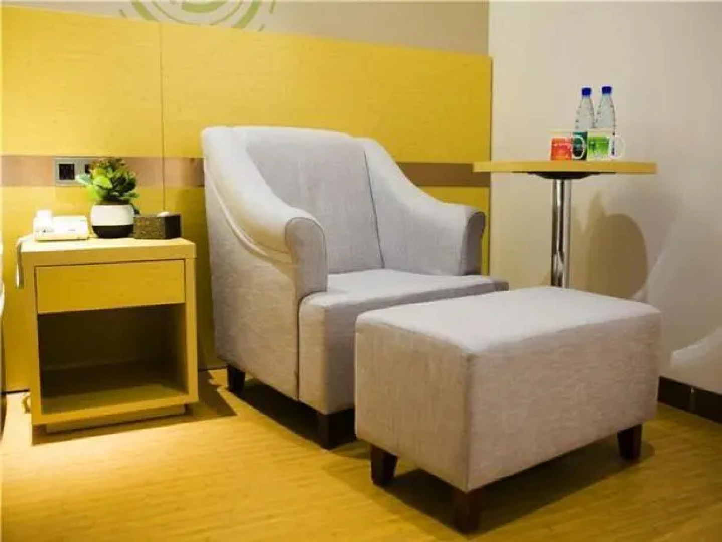 Greentree INN Zhangjiakou High Speed Railway Stati