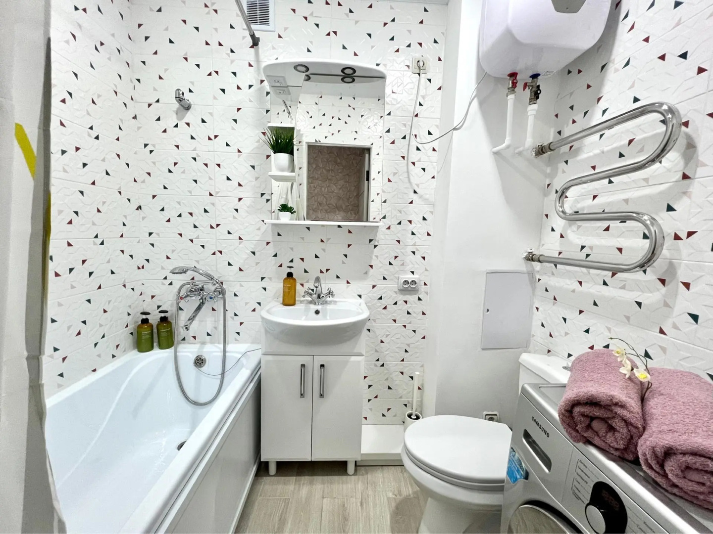 Апартаменты на проспекте Строителей 13