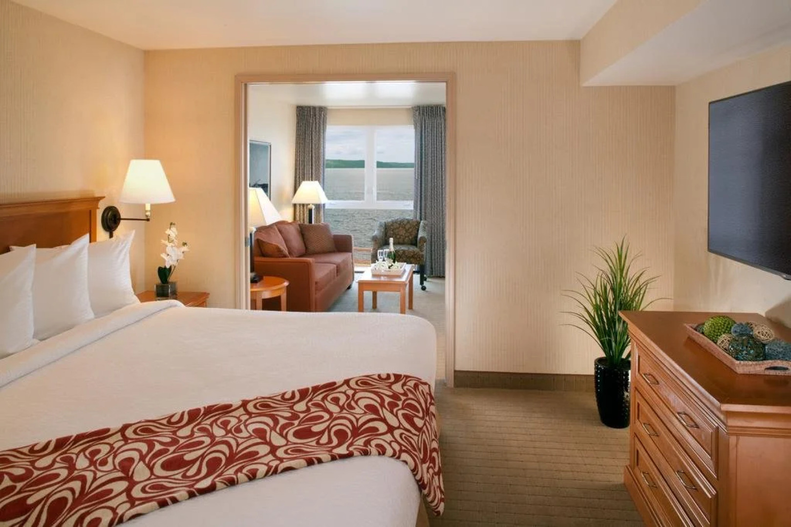 Silver Cloud Inn - Tacoma Waterfront