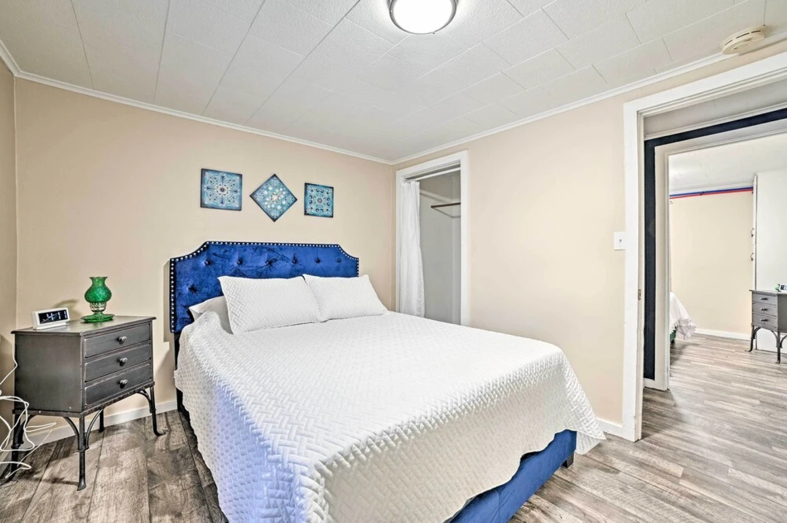 Quaint Frederic Home: Ski, Boat + Hike Nearby