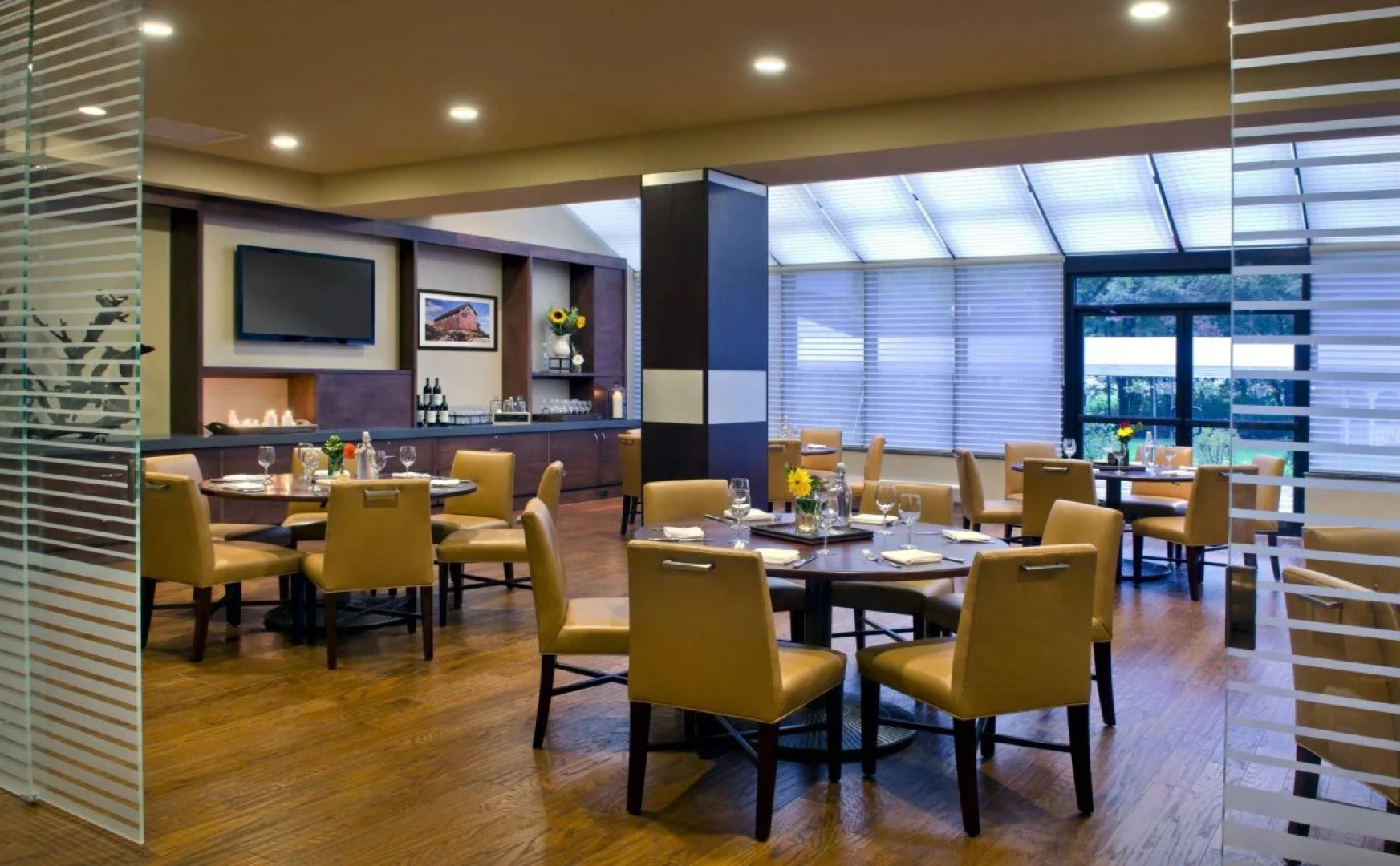 Trumbull Marriott Shelton