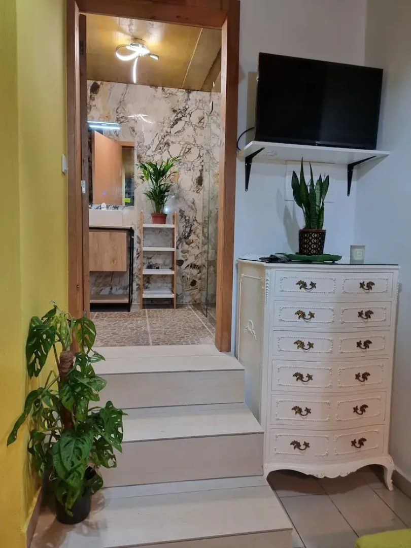 Room-discover Magical Calheta