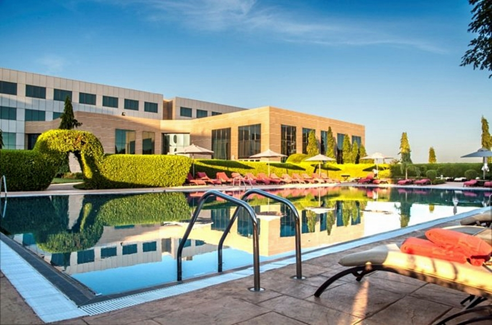 Al Salam Rotana Hotel