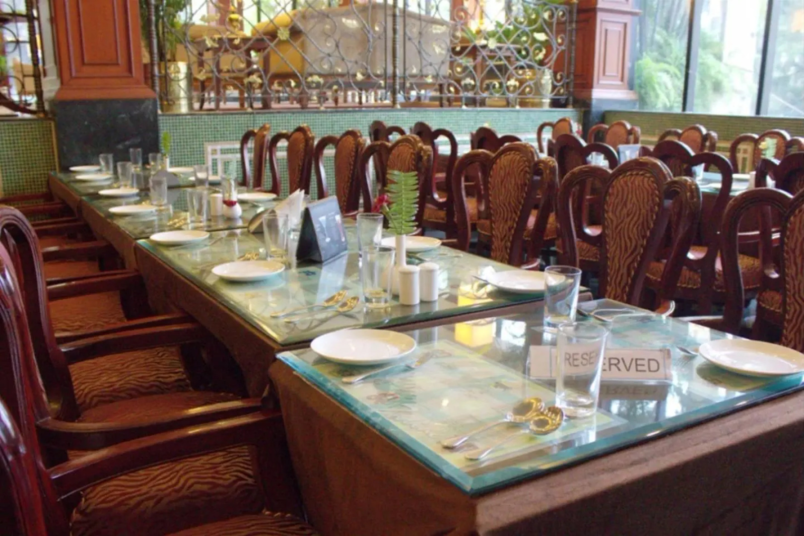 The Crown - IHCL SeleQtions