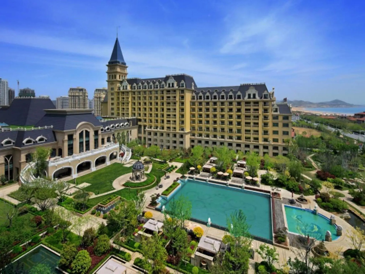 Qingdao Impression Hotel