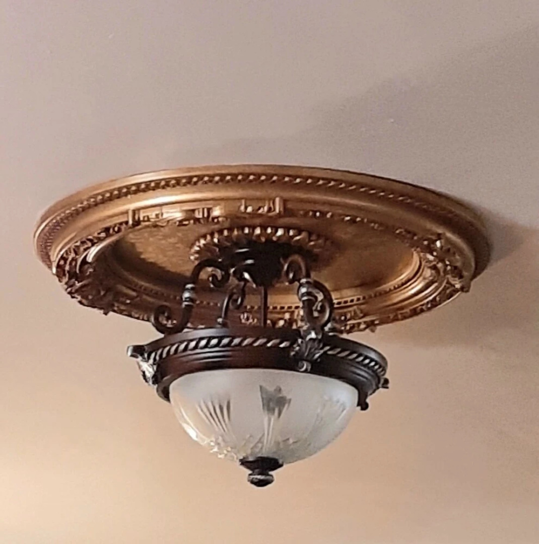 The New Star Motel with Studio-Kitchens: 1950s Extended-Stay Lodging and Retreat Center