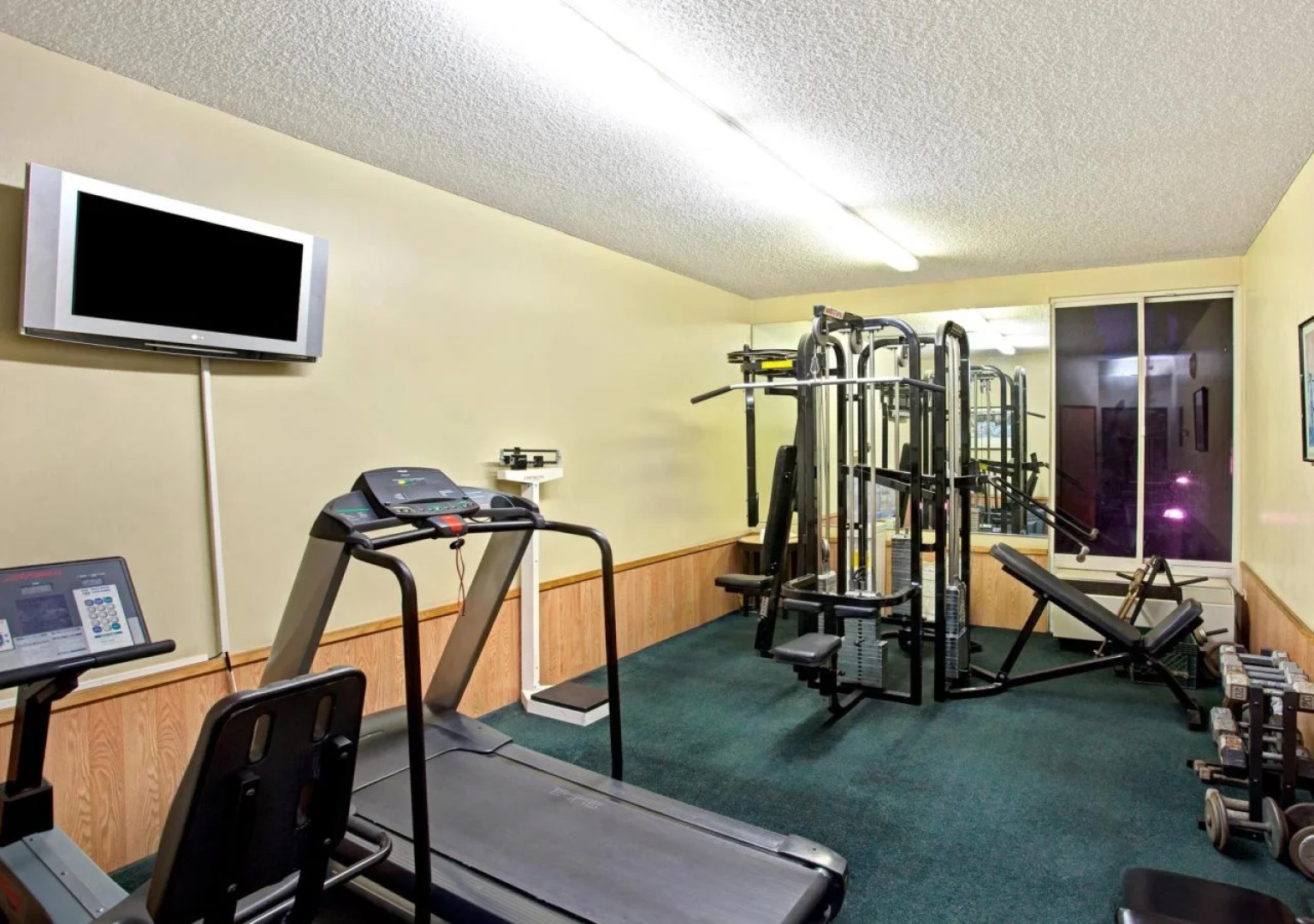 Best Western Plus Commerce Hotel