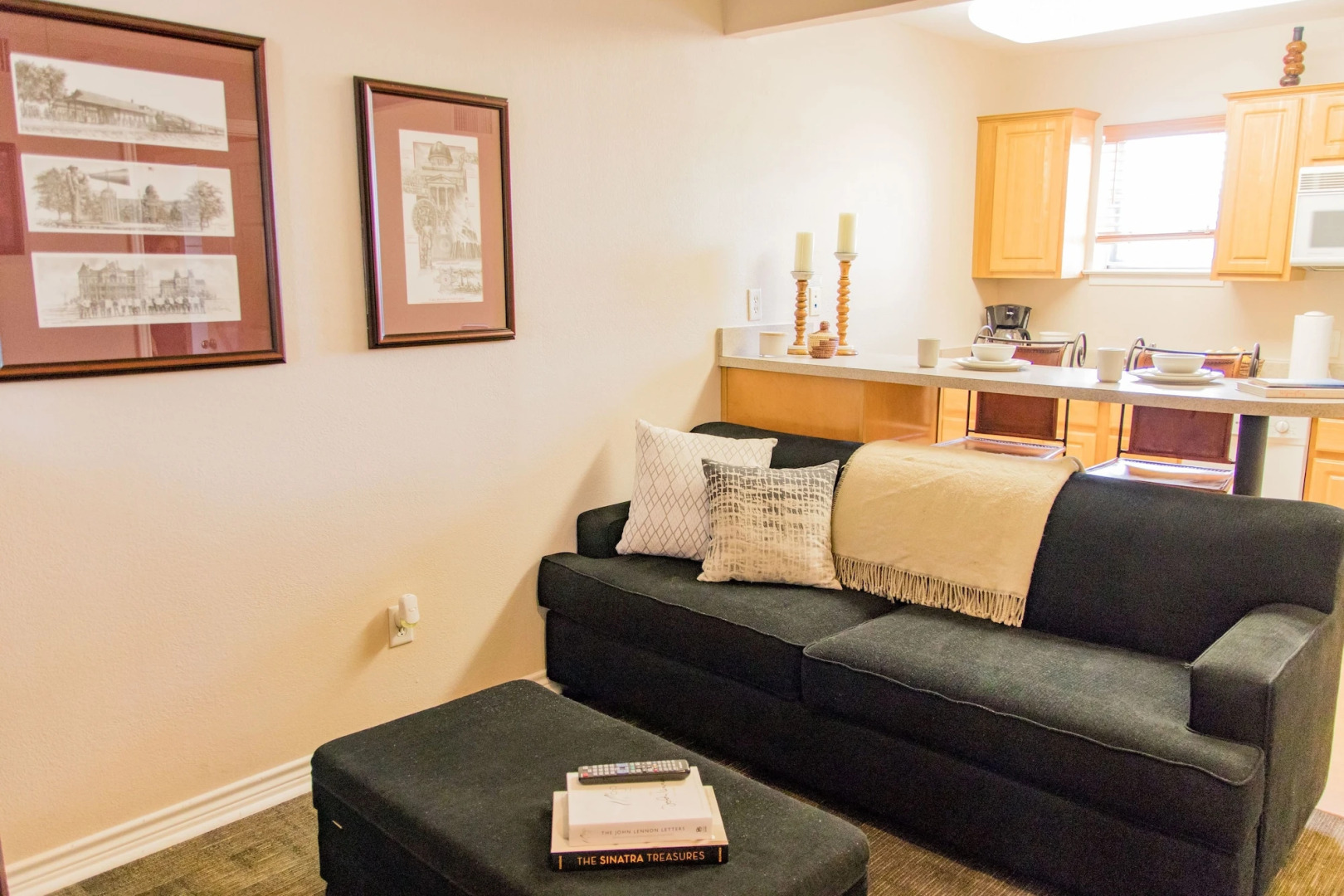 Vineyard Court Designer Suites Hotel